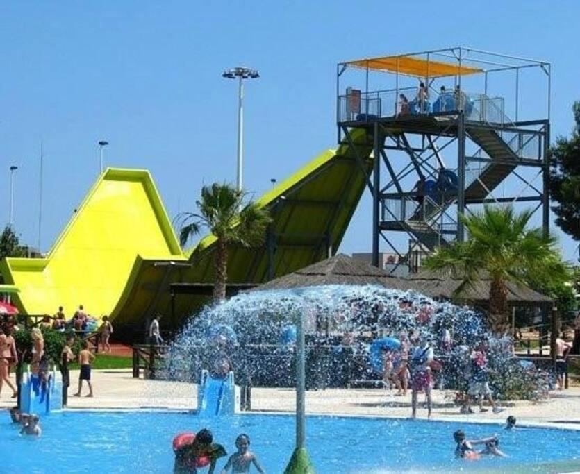 Bungalow Avec Piscine トレビエハ エクステリア 写真